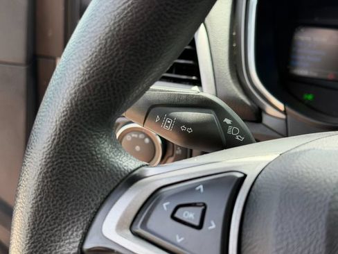 Used 2020 Ford Fusion SE FWD image 34