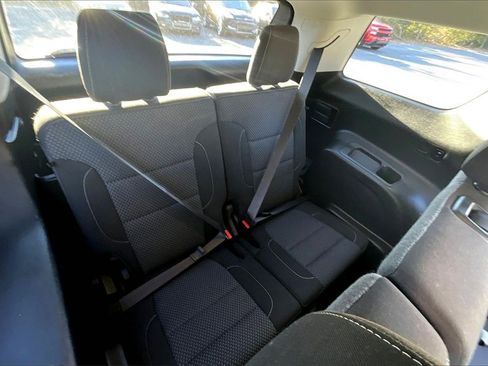 Certified 2021 GMC Acadia SLE w/ Driver Convenience Package image 30