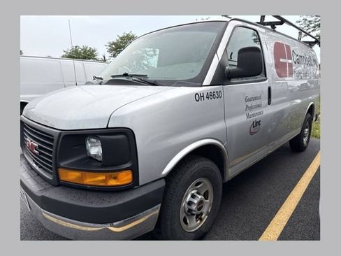 Used 2016 GMC Savana 2500 RWD image 1