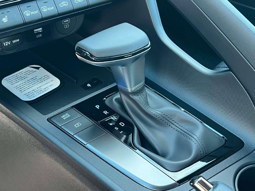 New 2026 Hyundai Elantra SEL Sport FWD image 25