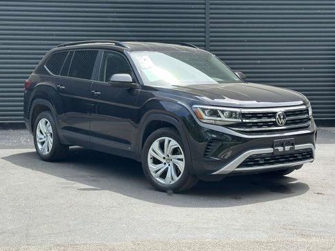 Used 2023 Volkswagen Atlas SE AWD/4WD image 7