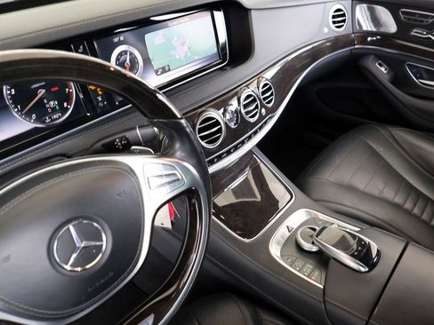 Used 2015 Mercedes-Benz S 550 Sedan image 41