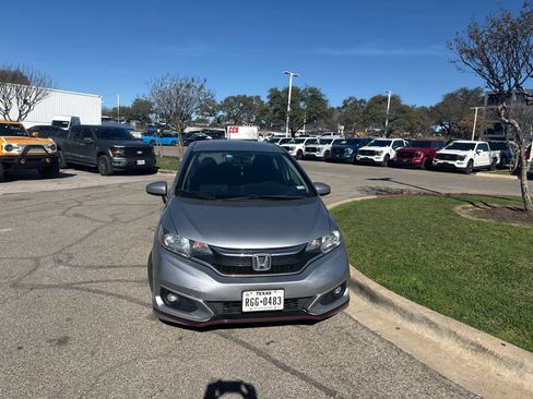 Used 2019 Honda Fit Sport image 2