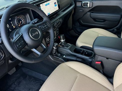 New 2026 Jeep Gladiator Sport image 10