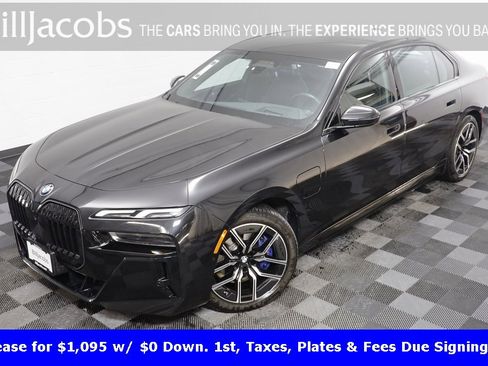 Certified 2025 BMW 750e xDrive image 2