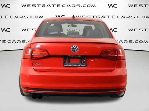 Used 2017 Volkswagen Jetta GLI FWD image 4