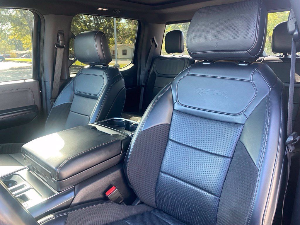 Used 2022 Ford F150 Raptor w/ Equipment Group 801A High AWD/4WD image 11