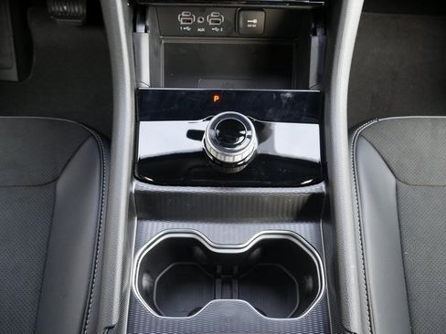 New 2025 Jeep Grand Cherokee Altitude image 19