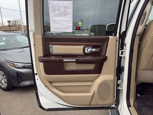 Used 2016 RAM 1500 Laramie w/ Convenience Group image 12