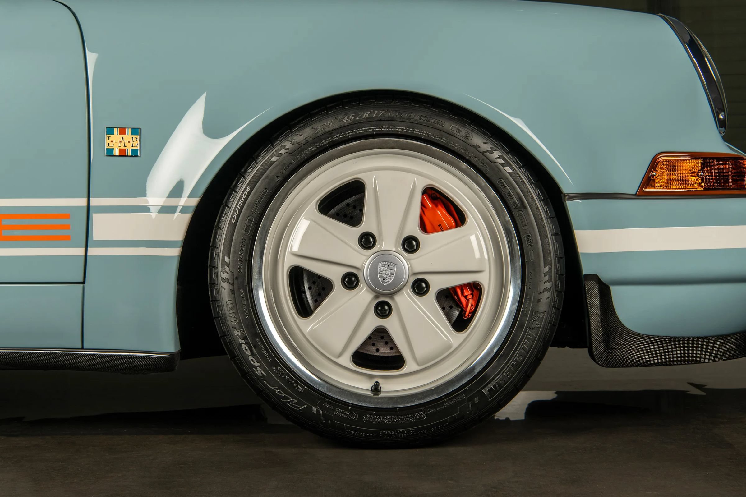 Used 1995 Porsche 911 Cabriolet image 8