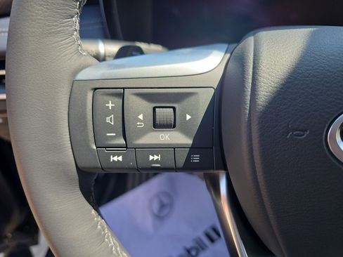 New 2026 INFINITI QX60 Sport w/ Dark Cargo Package image 17