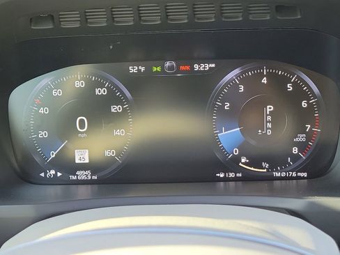 Used 2022 Volvo XC90 T6 Momentum w/ Protection Package image 28