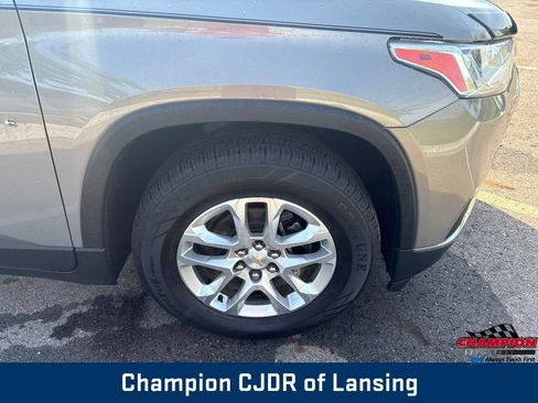 Used 2018 Chevrolet Traverse LT AWD/4WD image 34