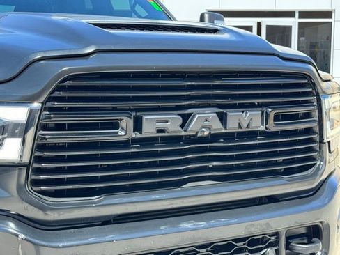 Used 2023 RAM 3500 Laramie AWD/4WD image 7