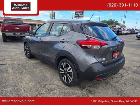 Used 2020 Nissan Kicks SV FWD image 5