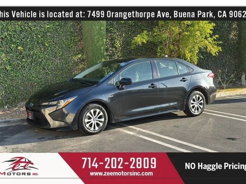 Used 2021 Toyota Corolla LE FWD image 12