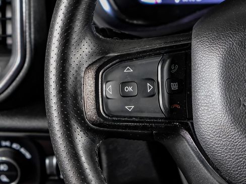 Used 2024 RAM 2500 Rebel AWD/4WD image 17