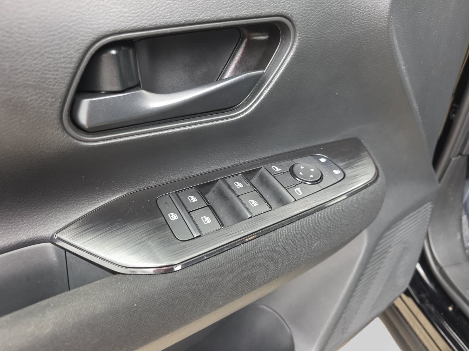 Used 2026 Nissan Kicks S FWD image 24
