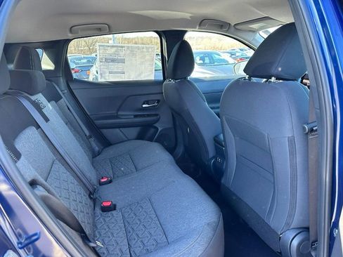 New 2026 Nissan Kicks SV image 4