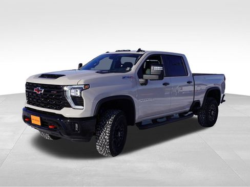 New 2026 Chevrolet Silverado 2500 ZR2 image 7