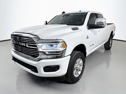 Used 2024 RAM 2500 Laramie w/ Safety Group AWD/4WD image 3
