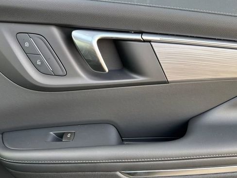 New 2026 Buick Enclave Preferred AWD/4WD image 21