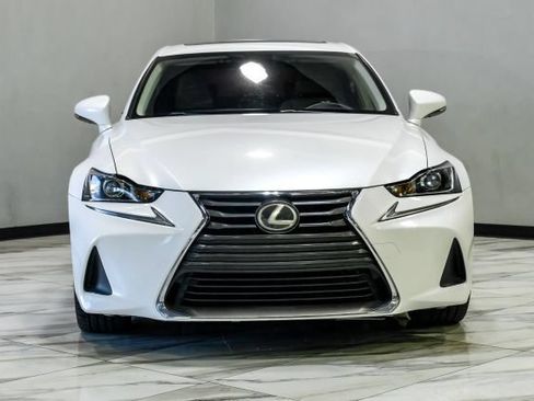 Used 2017 Lexus IS 200t w/ Premium Package RWD image 7