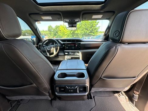 Used 2024 GMC Sierra 1500 Denali w/ Denali Reserve Package AWD/4WD image 22