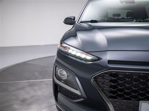 Used 2020 Hyundai Kona Ultimate image 32