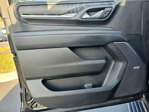 Used 2023 GMC Yukon XL Denali w/ Denali Reserve Package image 22