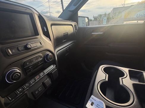 Used 2025 Chevrolet Silverado 1500 W/T AWD/4WD image 20