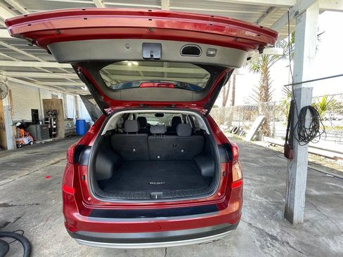 Used 2020 Hyundai Tucson Sport FWD image 12