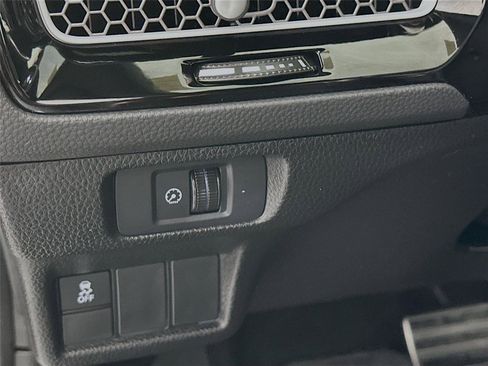 Certified 2025 Honda Civic Sport image 14