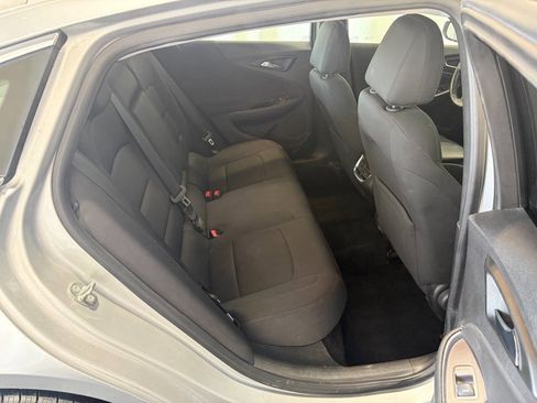 Used 2016 Chevrolet Malibu LT FWD image 23