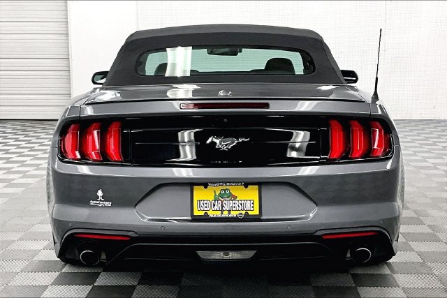 Used 2023 Ford Mustang Premium RWD image 5