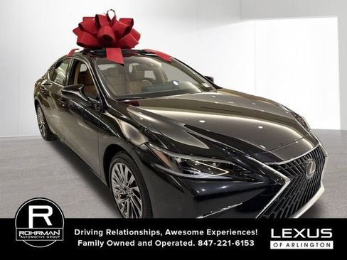 New 2025 Lexus ES 350 Ultra Luxury image 3
