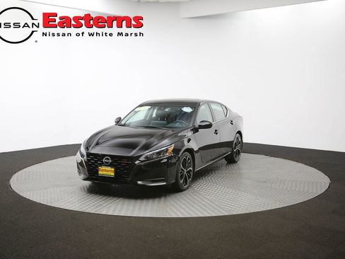 Used 2023 Nissan Altima 2.5 SR w/ SR Premium Package image 53