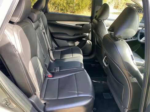 Used 2021 INFINITI QX50 Luxe image 32