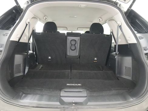 Used 2016 Nissan Rogue SV w/ SV Premium Package FWD image 22
