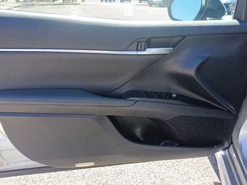 Used 2023 Toyota Camry XSE w/ Navigation Package image 11