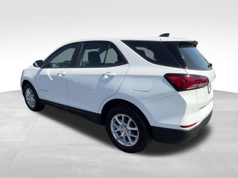 Certified 2024 Chevrolet Equinox LS FWD image 4