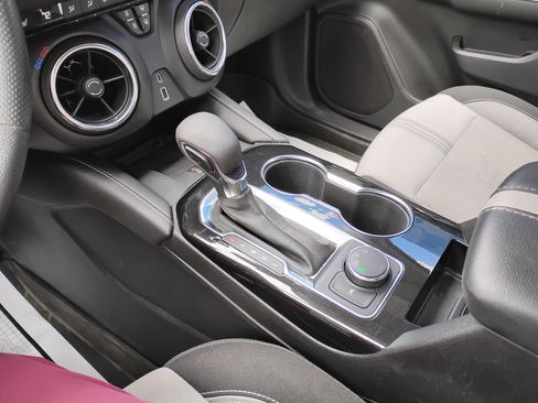 Used 2023 Chevrolet Blazer LT w/ Convenience Package image 13