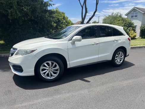 Used 2016 Acura RDX AWD w/ Technology Package image 4