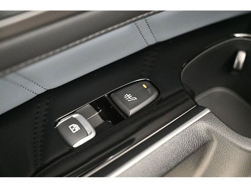 New 2025 Kia Sorento SX Prestige image 11