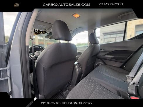 Used 2024 Nissan Kicks SV FWD image 19