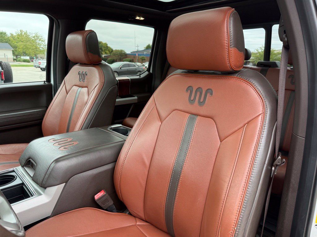 Used 2019 Ford F350 King Ranch w/ King Ranch Ultimate Package AWD/4WD image 9