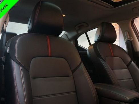 Certified 2023 Nissan Sentra SR w/ SR Premium Package image 52