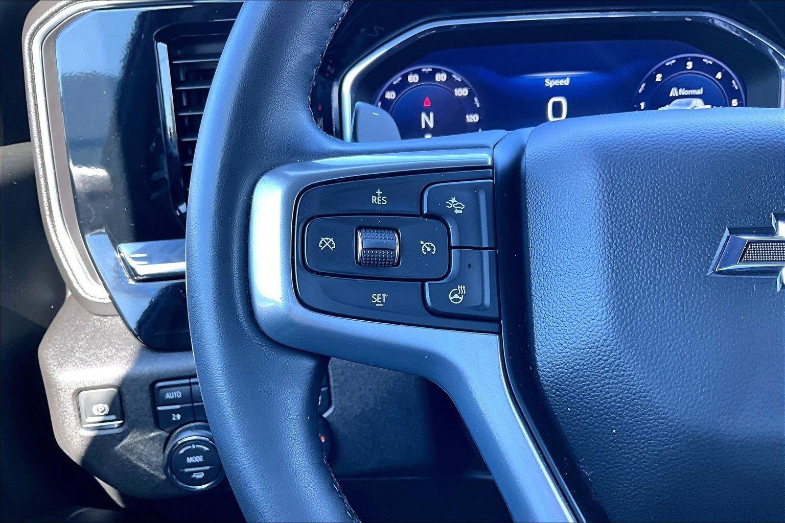 Used 2024 Chevrolet Silverado 1500 RST w/ Convenience Package II AWD/4WD image 19