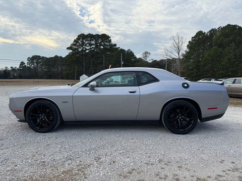 Used 2017 Dodge Challenger R/T w/ Blacktop Package image 2
