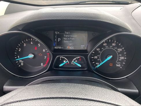 Used 2018 Ford Escape SE w/ SE Sync 3 Package image 16